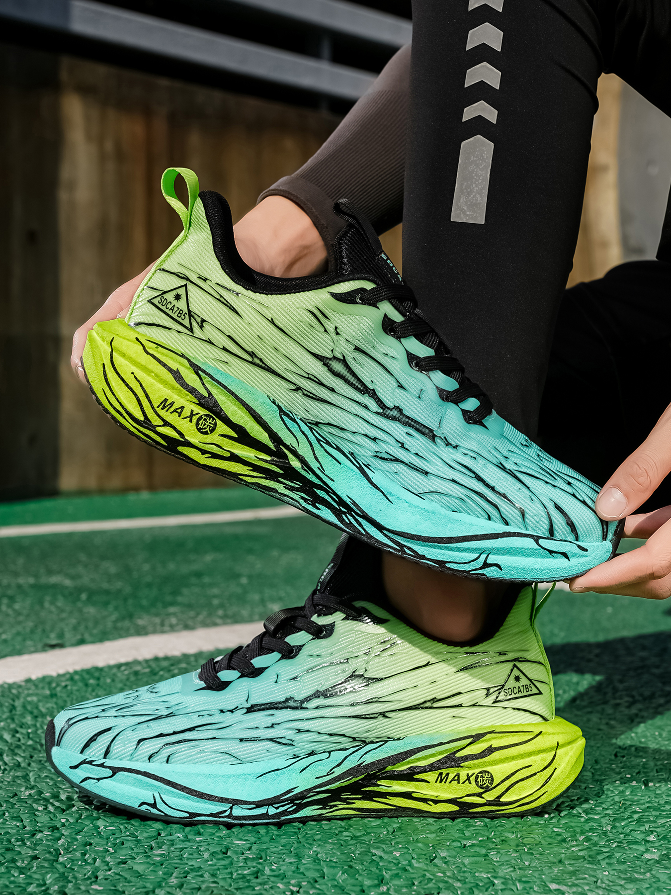 Green and blue thick-sole running shoe, model 2275