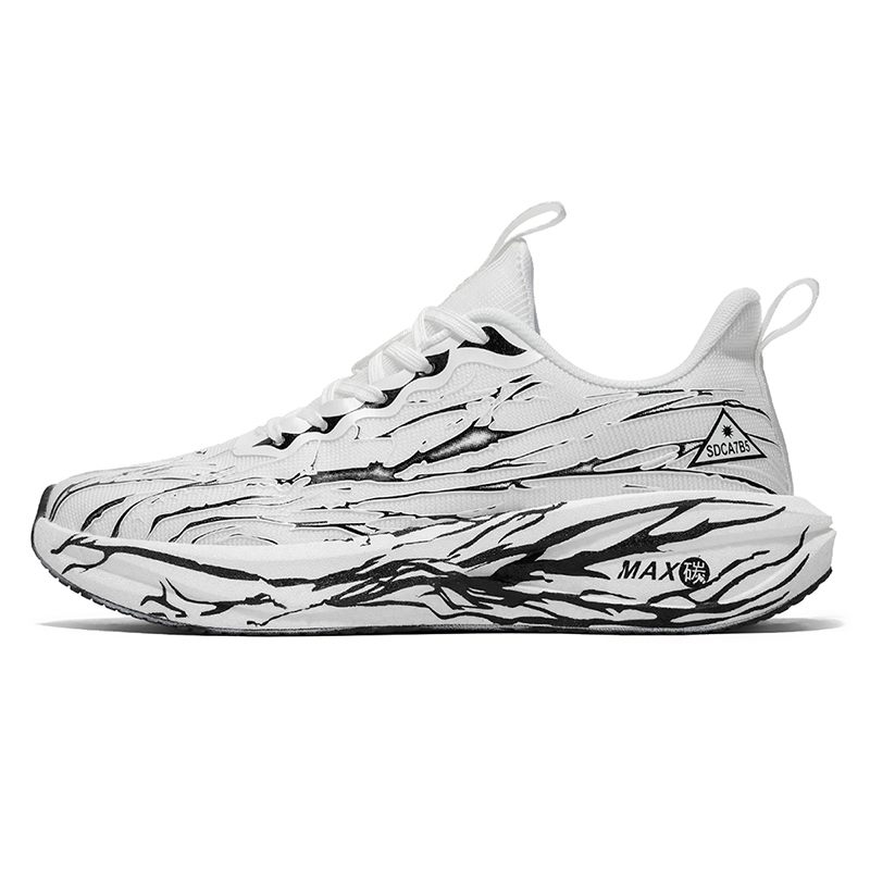 XiangChi model 2275 thick-sole running shoe