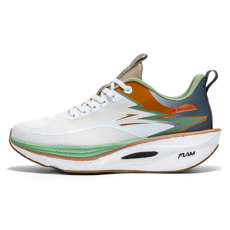 XiangChi model 8611 thick-sole running shoe